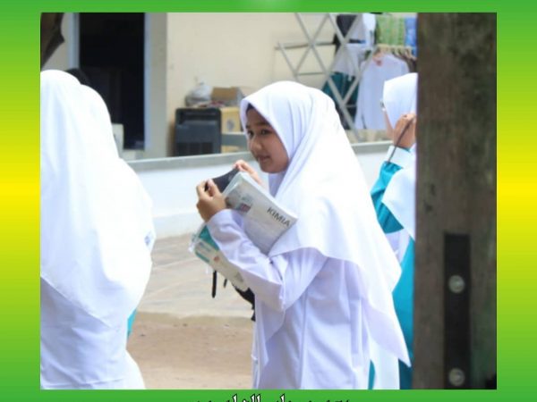 Pulang sekolah